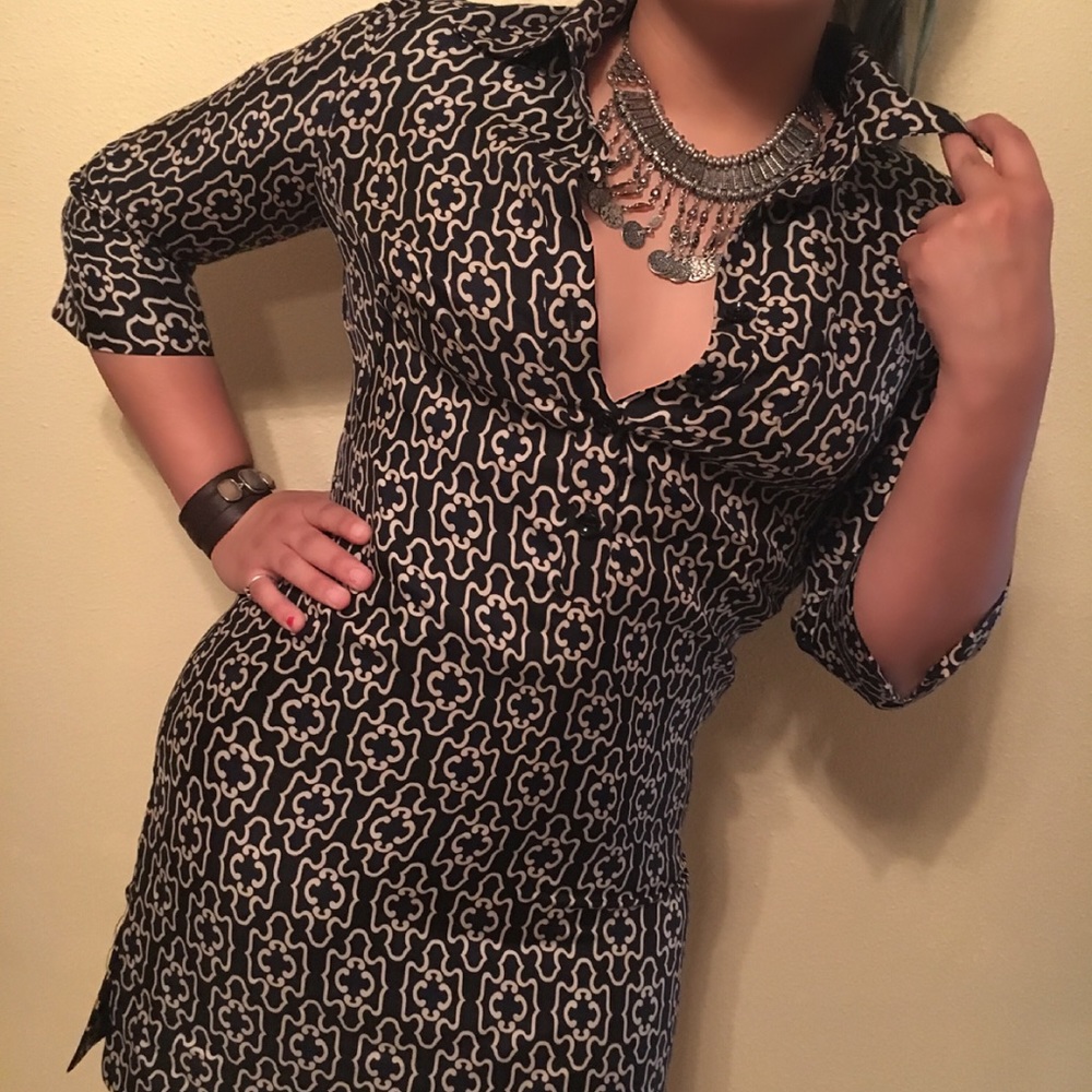 Dress - Picture 3 of 3